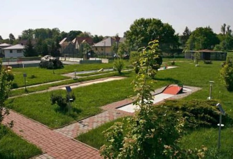 ホテル Restaurant  Pension Zum Aumatal