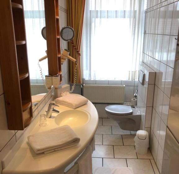 호텔 Restaurant Zum Neuling