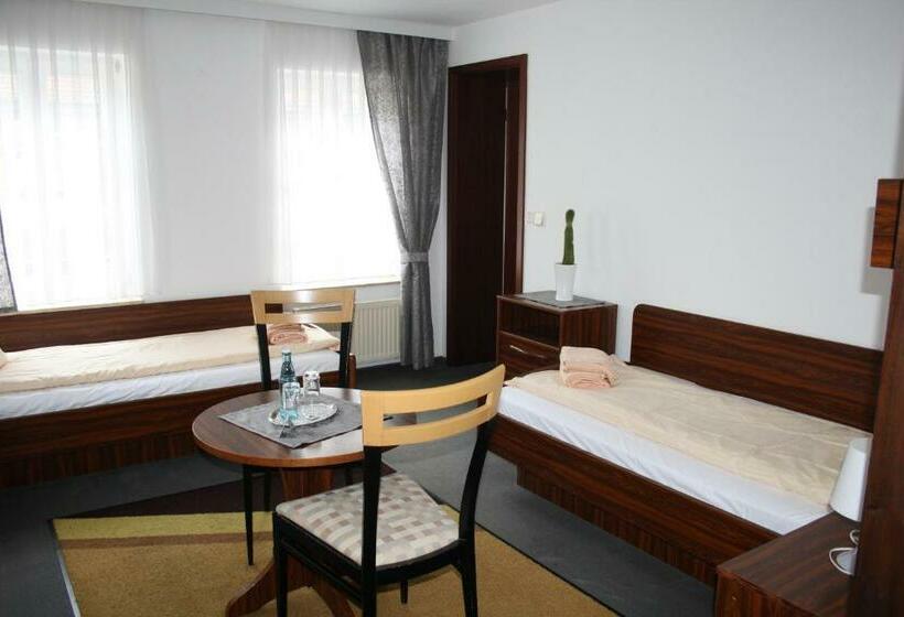 호텔 & Restaurant Aragwi