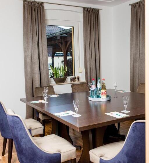 酒店 Restaurant Zwergschlösschen