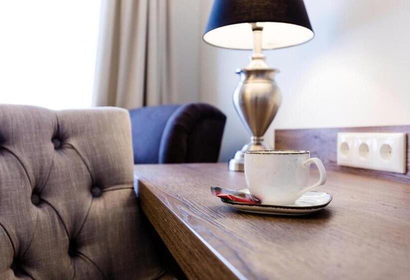 酒店 Restaurant Zwergschlösschen