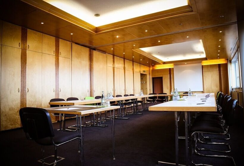 Отель Rheinhessen Inn Gmbh