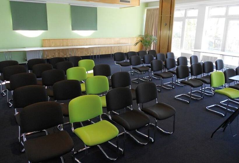 Отель Rheinhessen Inn Gmbh