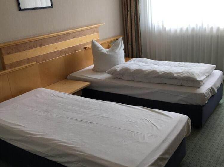 Отель Rheinhessen Inn Gmbh