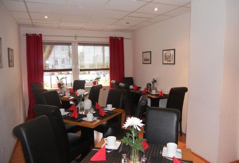 ホテル Und Restaurant Rosenkranz