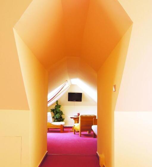 Отель Schloßblick Trebsen