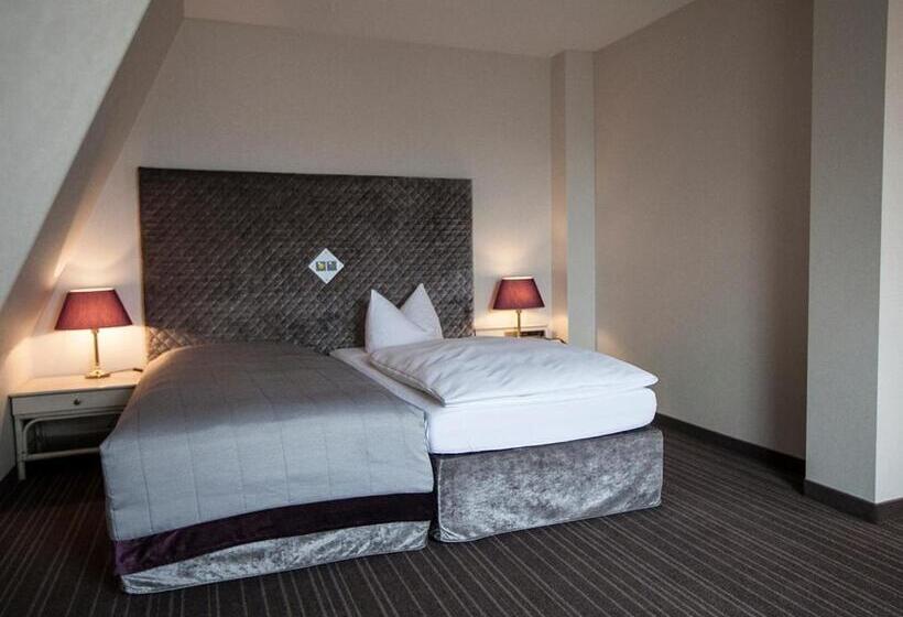 호텔 Schloss Friedestrom