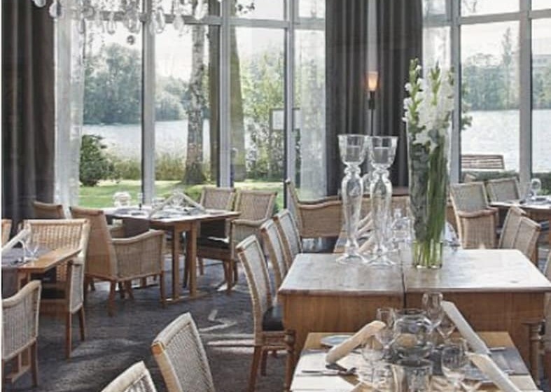 호텔 See Park Janssen