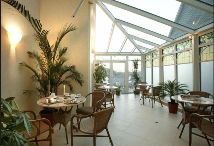 هتل Snorrenburg Gmbh