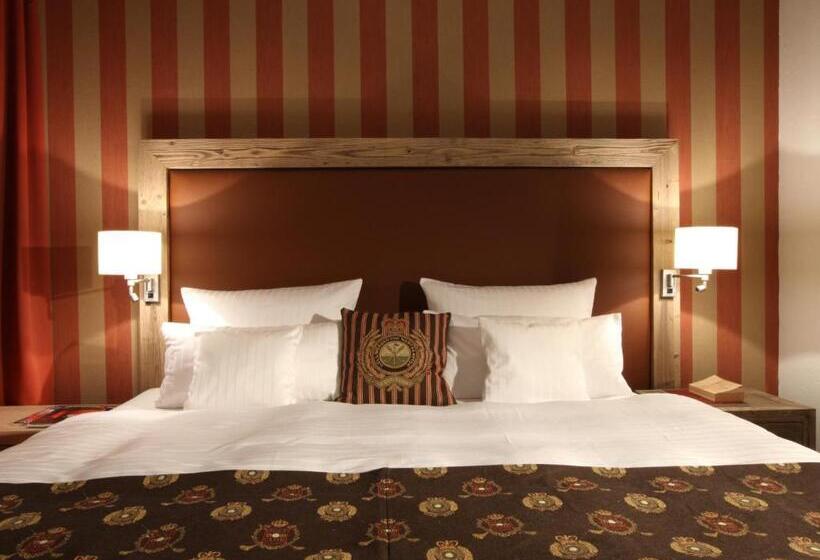 فندق Spa & Golfresort Weimarer Land