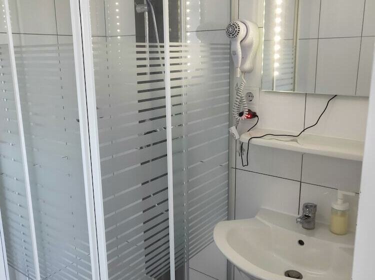 호텔 Tempelhof Citymessearena