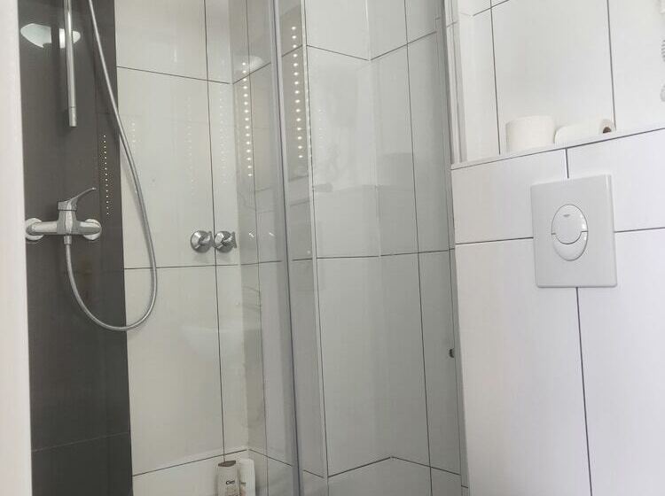 호텔 Tempelhof  Citymessearena