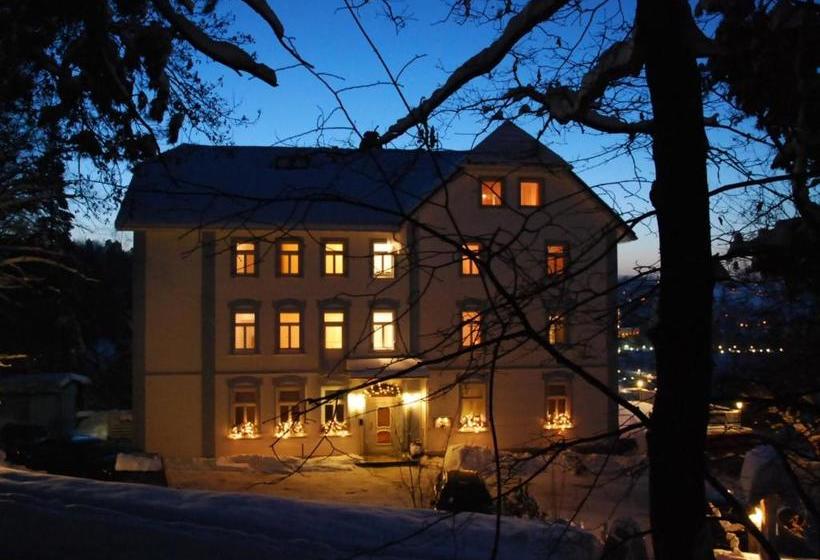 Waldhotel & Restaurant Bergschlösschen