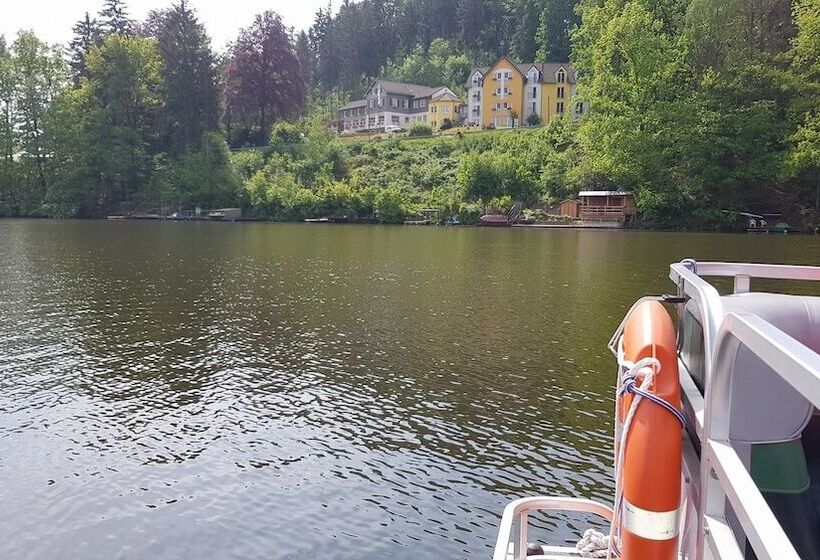 فندق Waldhaus Lauenhain