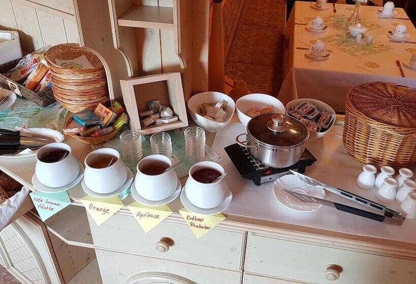 فندق Waldhaus Lauenhain