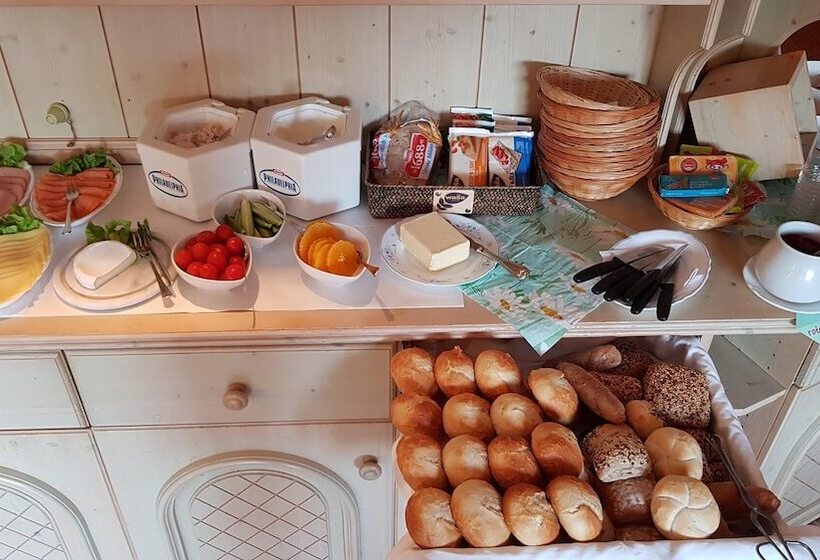 فندق Waldhaus Lauenhain