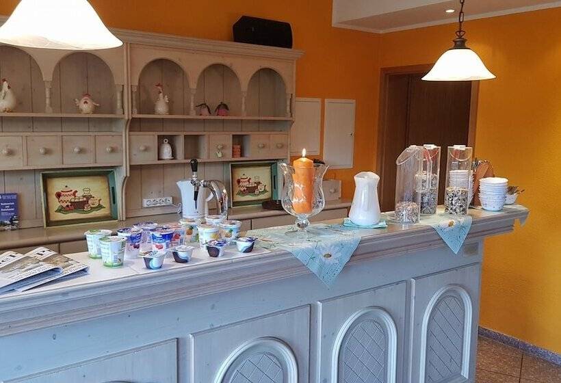 فندق Waldhaus Lauenhain