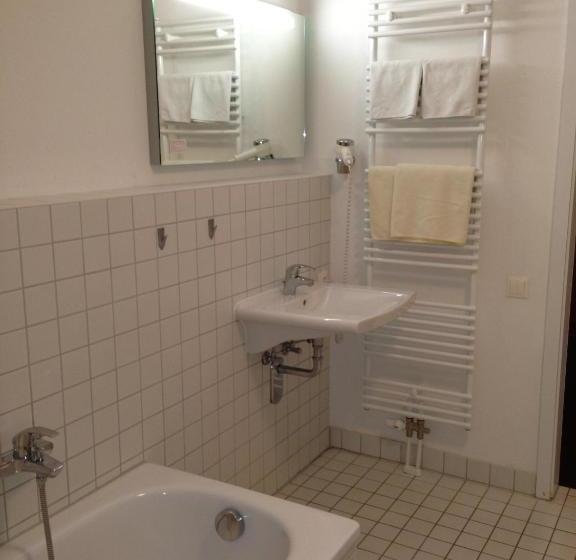 ホテル Restaurant Waldmeisterei