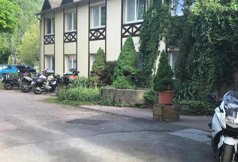 ホテル Weinhaus Eberitzsch Gmbh