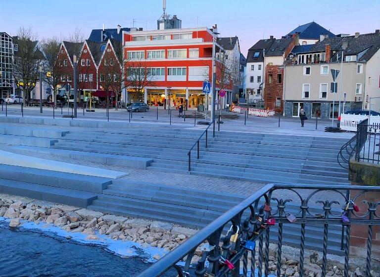 Отель Well Garni