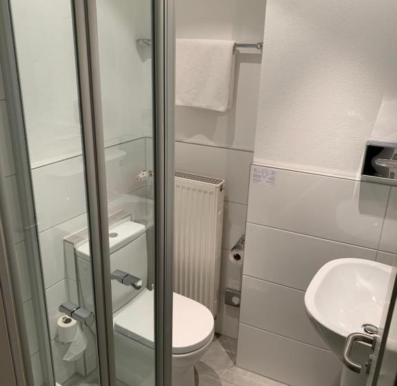 Отель Well Garni