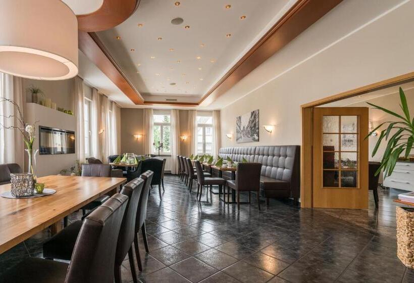 Отель Zum Augarten