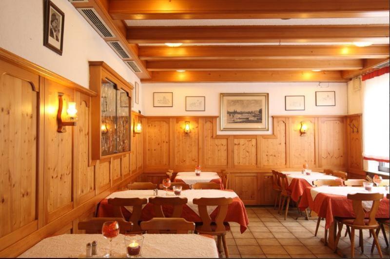 فندق Restaurant Zum Babbelnit
