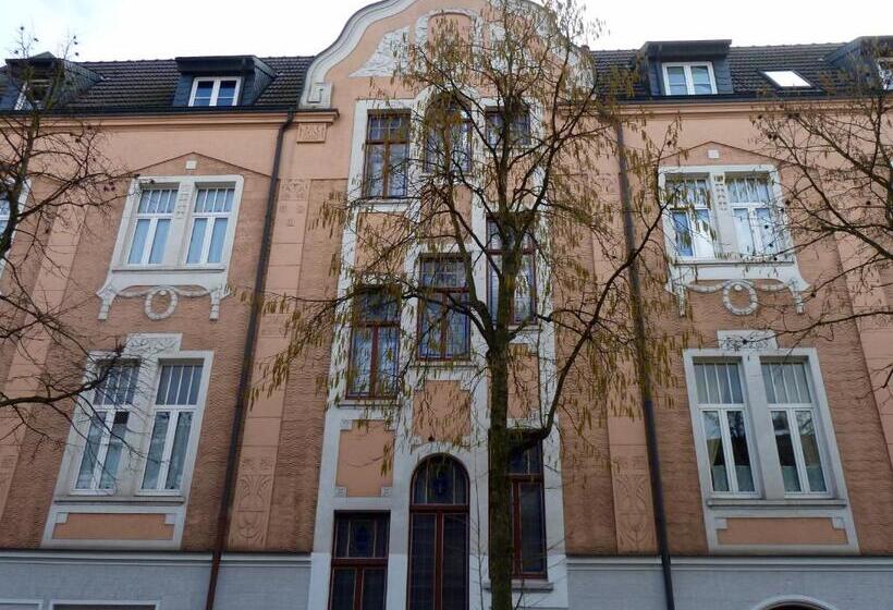 فندق Zum Bügeleisen