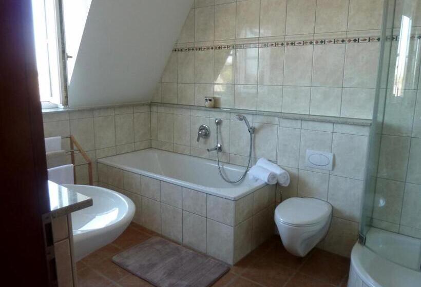 فندق Zum Bügeleisen