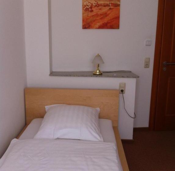 فندق Zum Bügeleisen