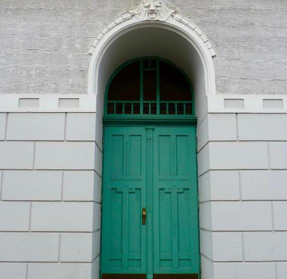 فندق Zum Bügeleisen