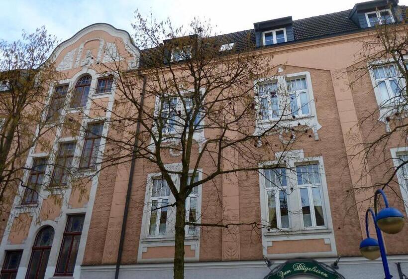 فندق Zum Bügeleisen