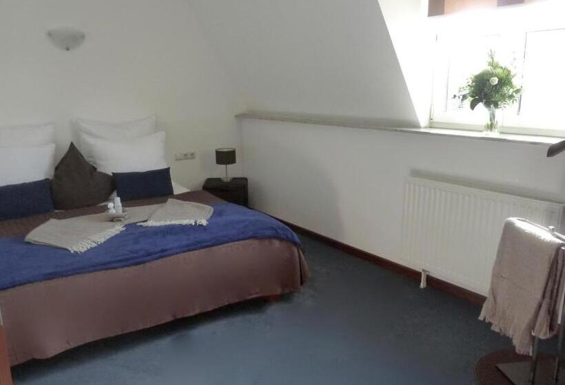 فندق Zum Bügeleisen