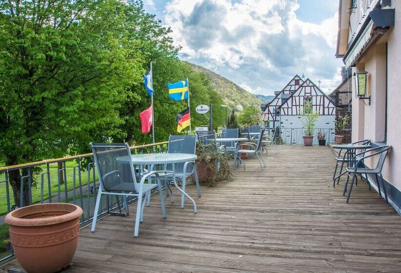 בית מלון כפרי Zum Valwiger Herrenberg