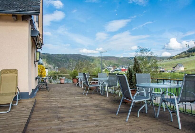 בית מלון כפרי Zum Valwiger Herrenberg