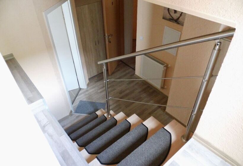 ホテル Zum Valwiger Herrenberg