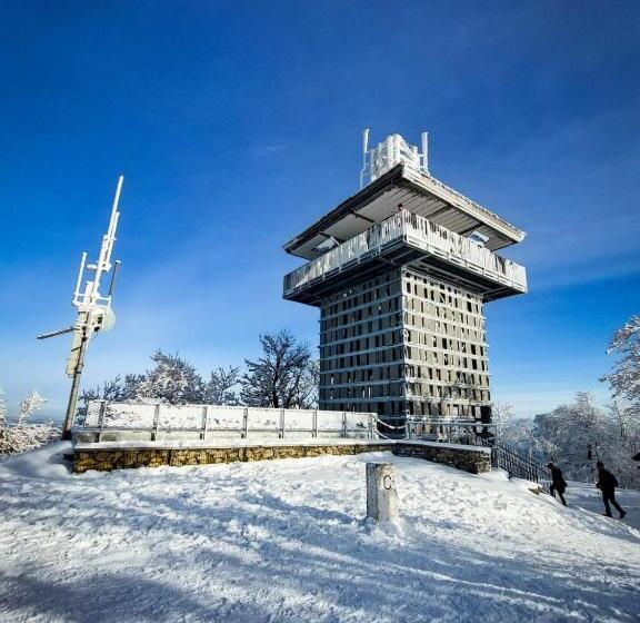 בית מלון כפרי Zur Deutschen Eiche