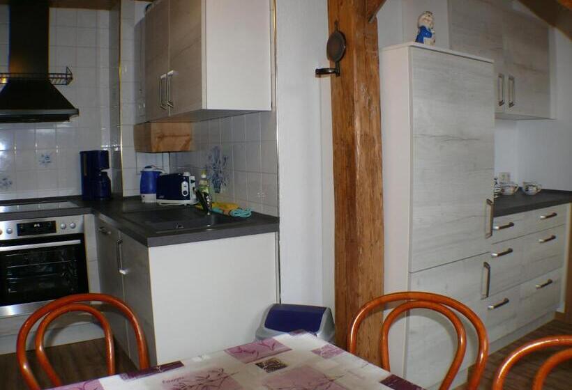 בית מלון כפרי Zur Deutschen Eiche