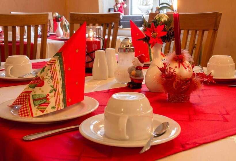 ホテル Zur Post In Wurzen