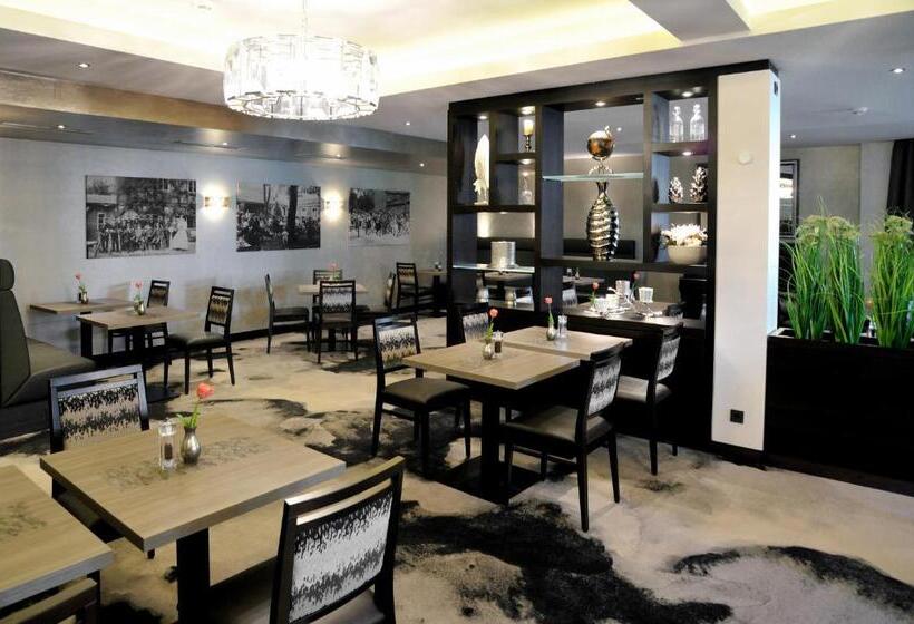 Kurhotel Grüttner Mit Eigenem Sole Thermal Schwimmbad 32 Grad Und Saunalandschaft