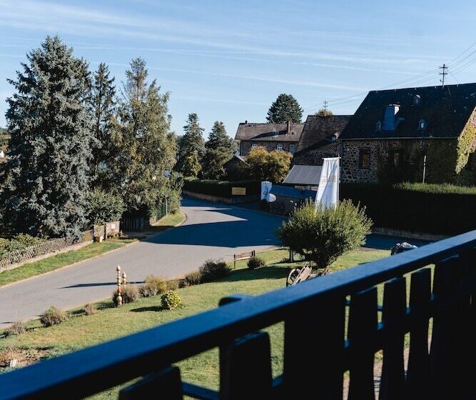 Landhaus Vor Burg Eltz