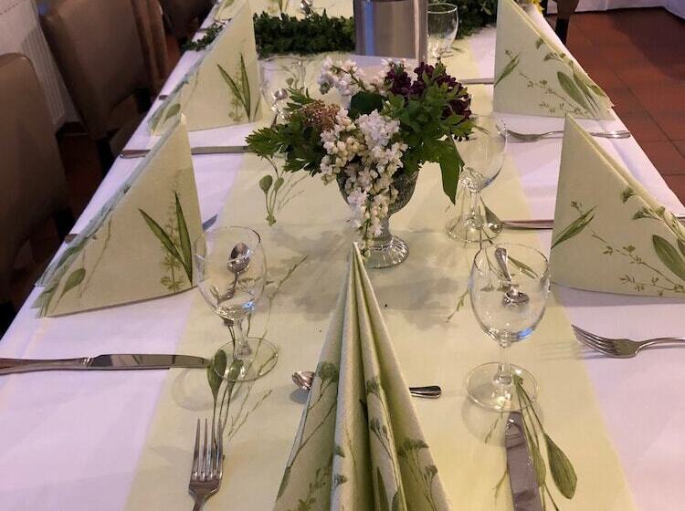 Landhaus Vor Burg Eltz