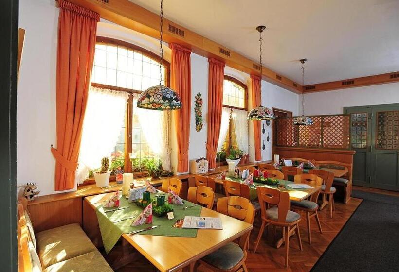 Landhotel Plauen   Gasthof Zwoschwitz