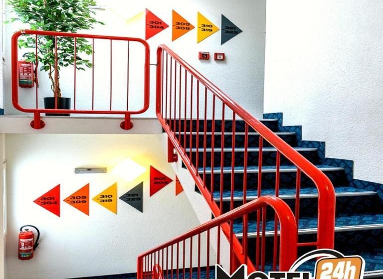 Motel 24h Köln West