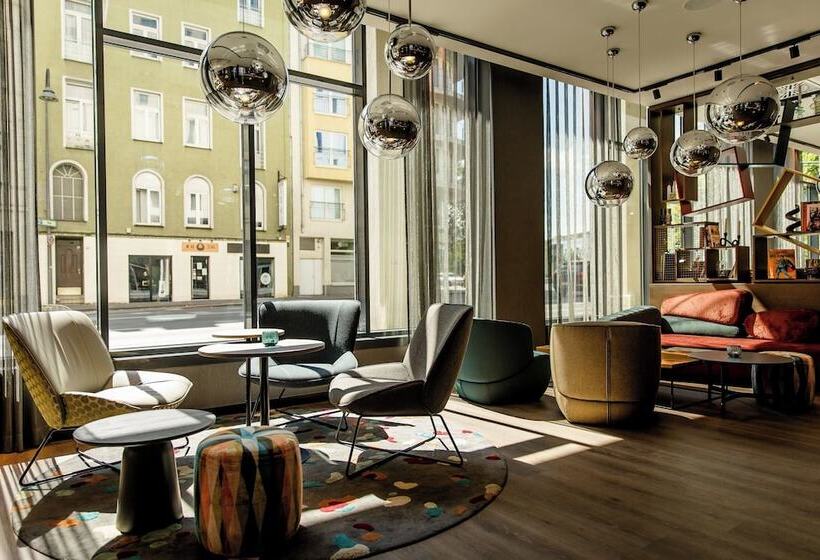 Motel One Köln Mediapark