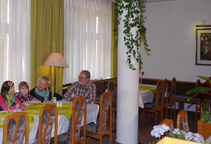 Naturparkhotel Haus Hubertus