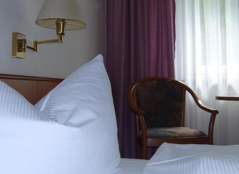 Naturparkhotel Haus Hubertus