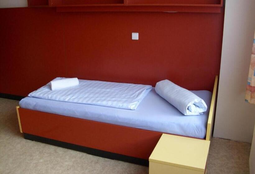 بنسيون Internationales Gästehaus