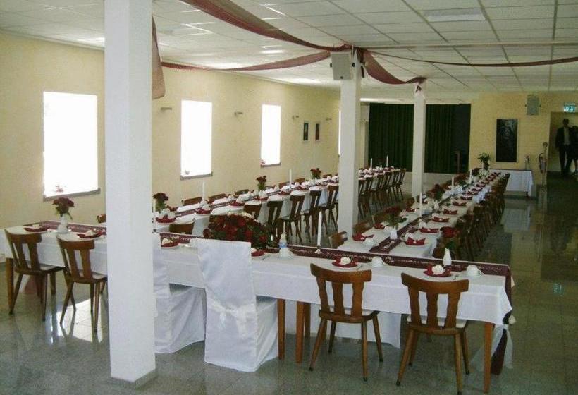 레지던스 Nikolauskloster