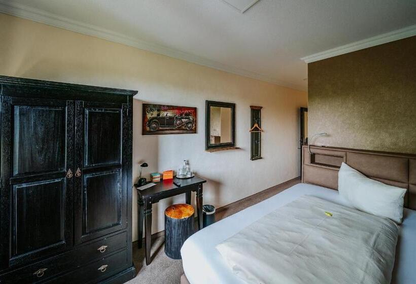 Robrooks Hotel Garni